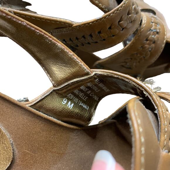 Candie's Vintage Platform Closed Toe Rachelle Vegan Leather Retro Heels Size 9 - Picture 4 of 7